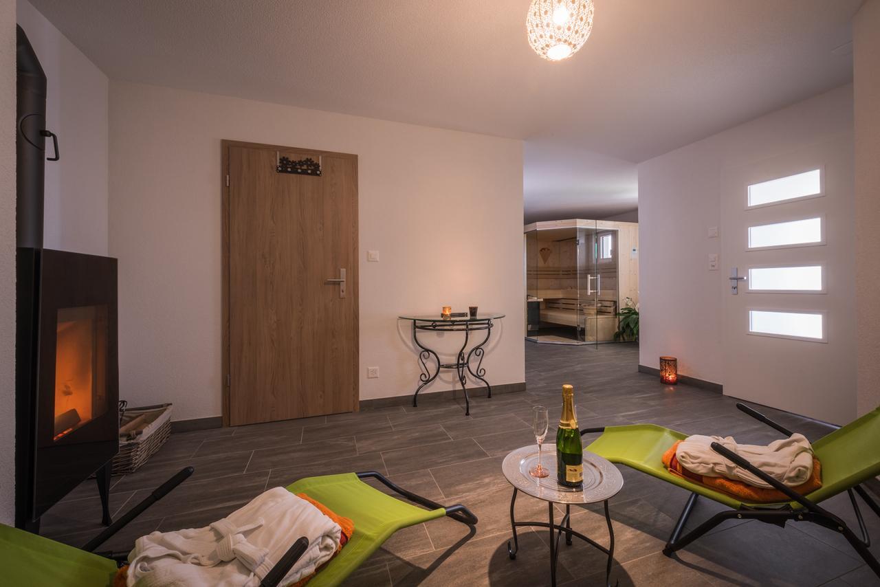 B+B Passifleur Delémont Esterno foto